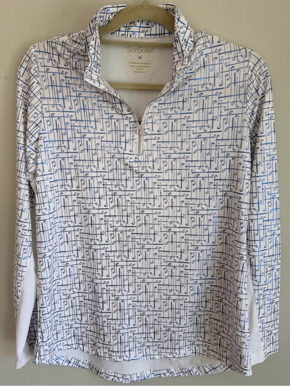 SanSoleil  White Zip-Neck Golf Pullover with Blue Golf Club Print